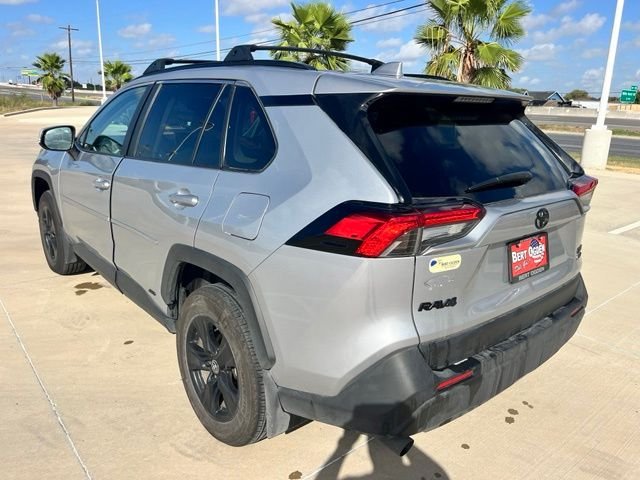 Used 2025 Silver Toyota XLE image 4