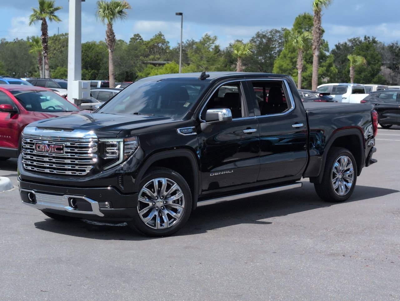 2025 GMC Sierra 4WD Crew Cab Short Box Denali's photo