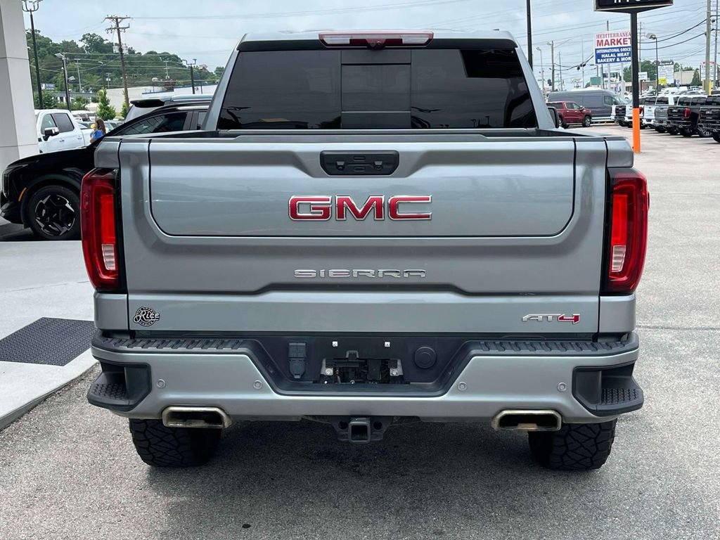 Used 2024 Sterling Metallic GMC AT4 image 4
