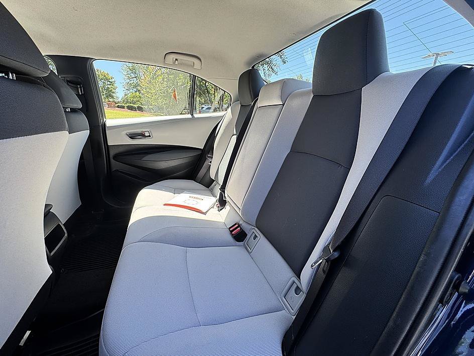 Used 2022 Blueprint Toyota LE image 12
