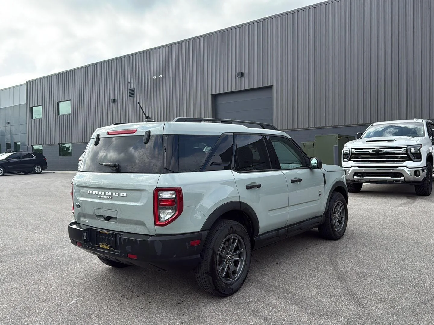 Used 2024 Cactus Gray Ford Big Bend image 3