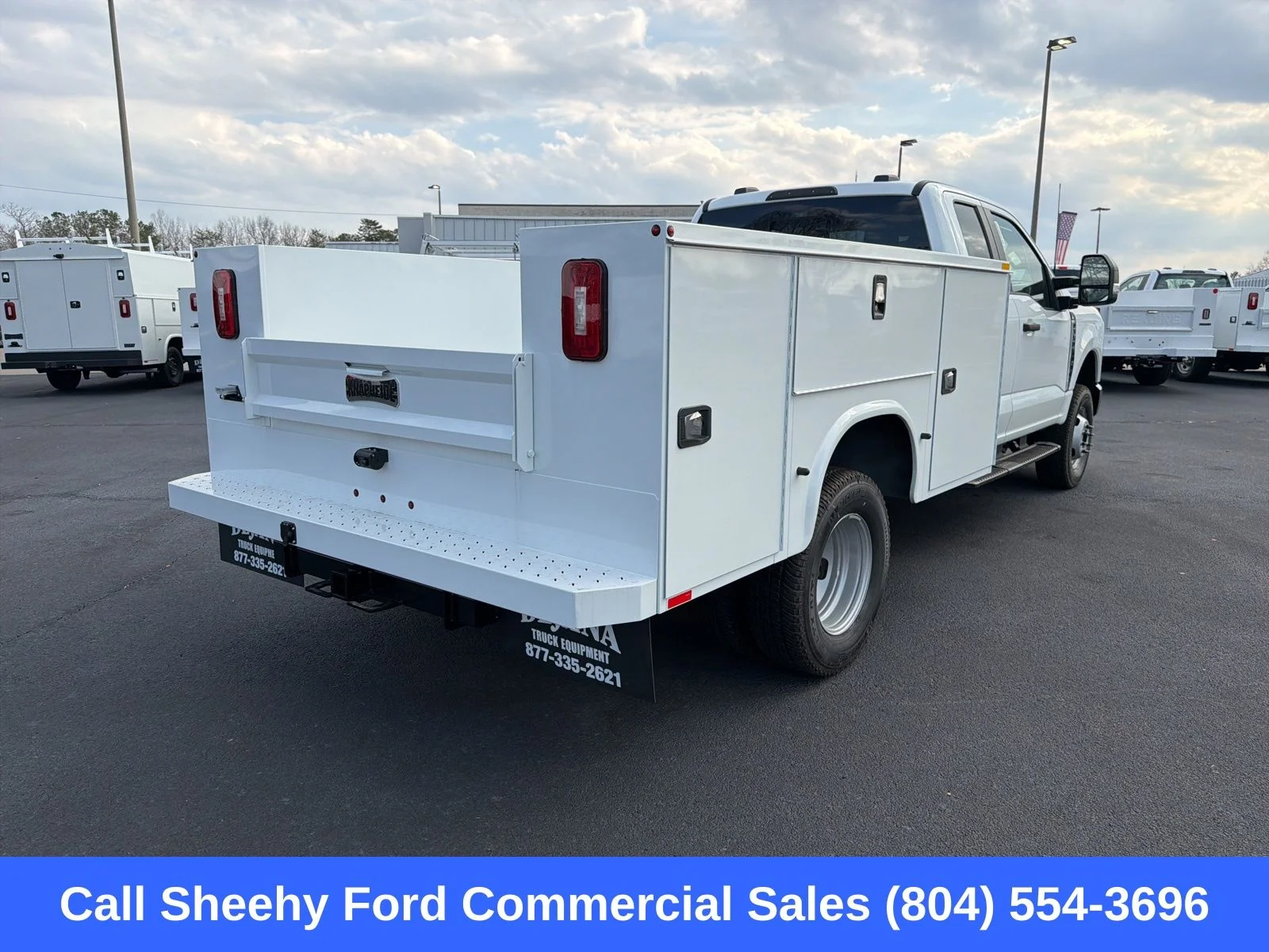 2026 Ford F-350 Super Duty Chassis Cab XL - Photo 6