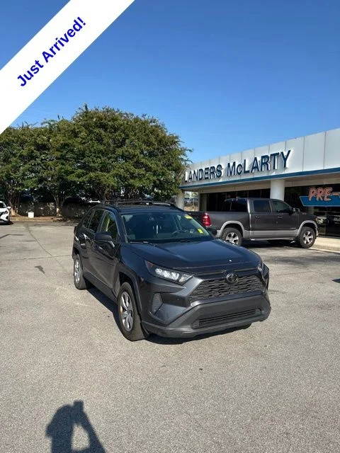 Used 2021 Gray Toyota LE image 3