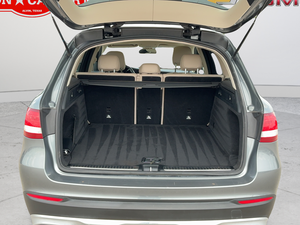 Used 2019  Mercedes-Benz GLC 300 image 21