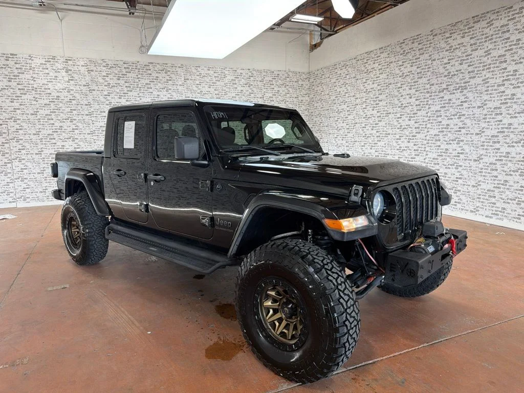 Used 2020 Black Clearcoat Jeep Sport image 1