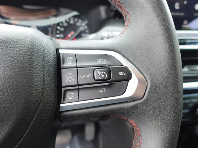 Used 2024 White Jeep Trailhawk image 14