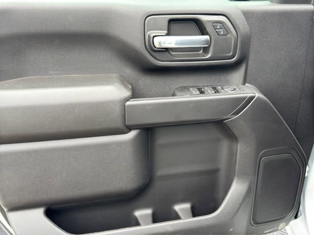 2026 GMC Sierra 3500 Chassis Cab Pro - Photo 13