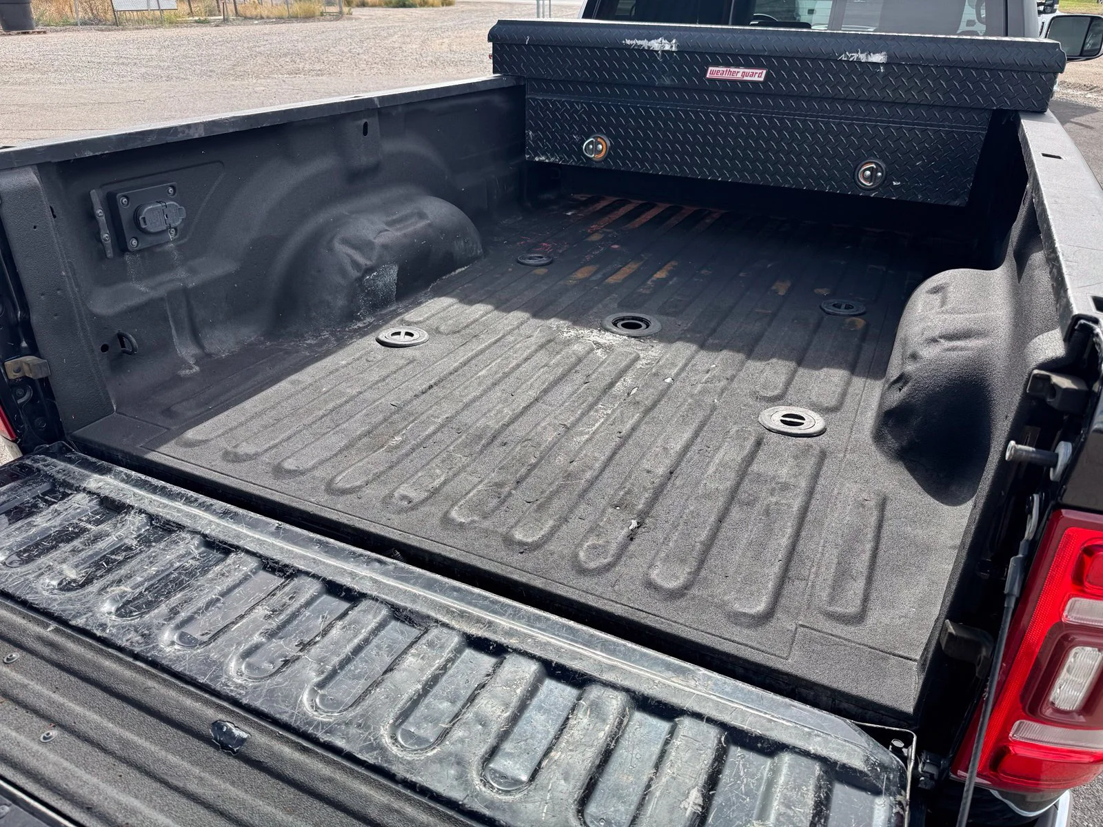 Used 2020 Black Ram Laramie image 8