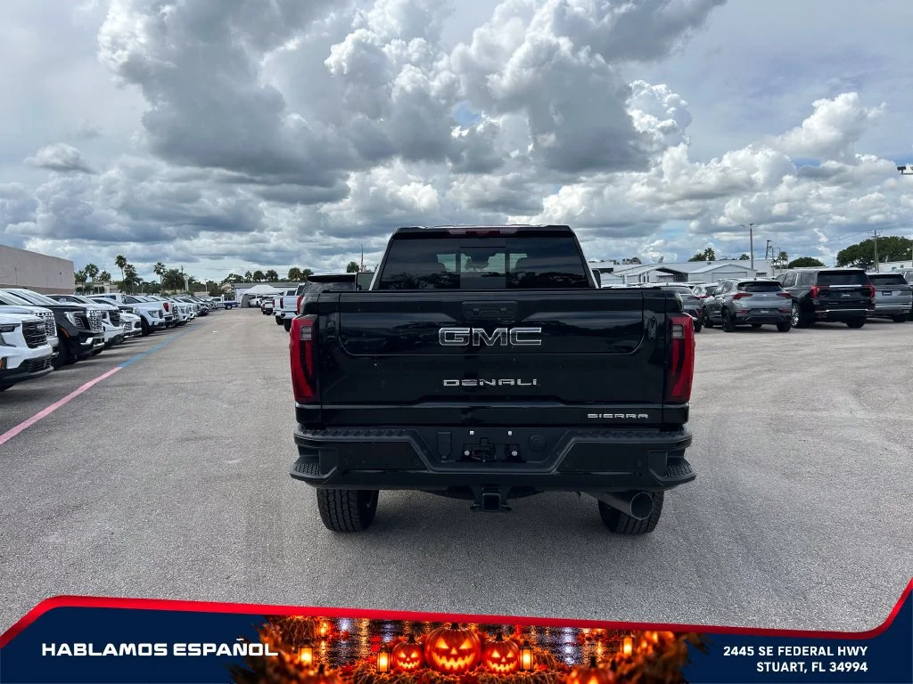 New 2026 Onyx Black GMC Denali Ultimate image 6