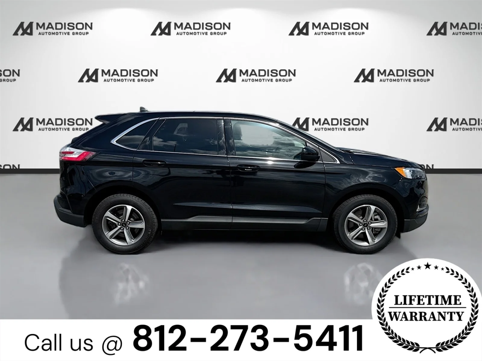 Used 2024 BLACK Ford SEL image 4