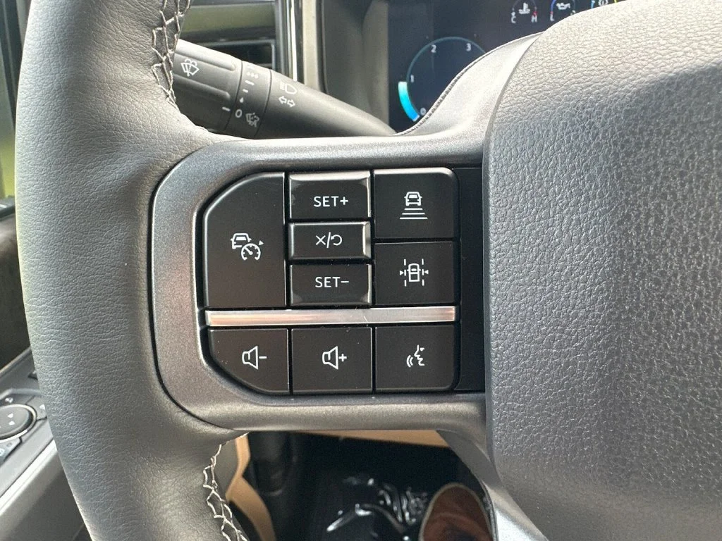 New 2027 Silver Ford Lariat image 19