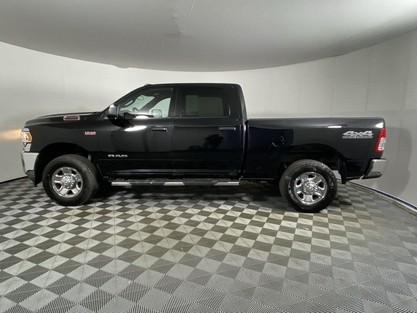 Used 2021 Diamond Black Crystal Pearlcoat Ram Tradesman image 5