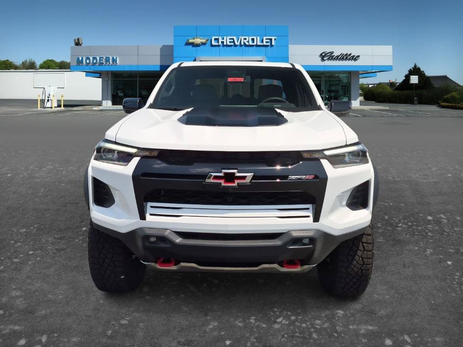 2026 Chevrolet Colorado ZR2 - Photo 8