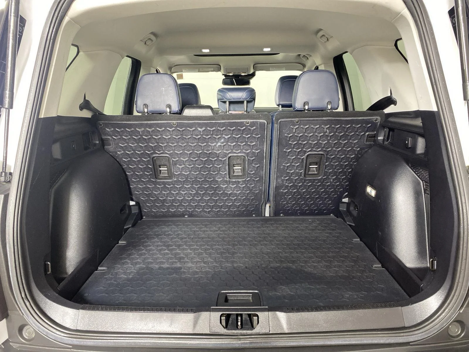 Used 2021 Oxford White Ford Outer Banks image 37