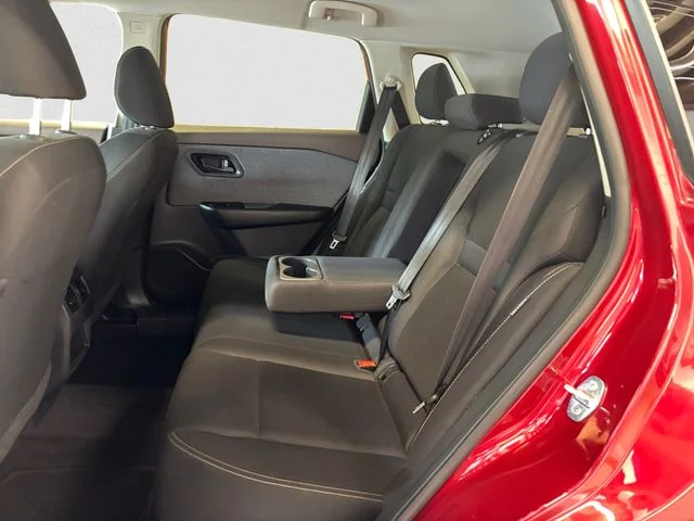Used 2023 Red Nissan S image 14