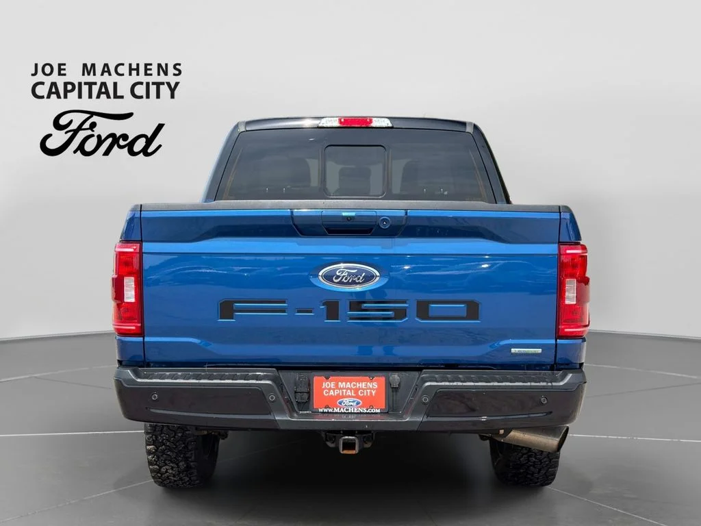 Used 2023 Atlas Blue Metallic Ford XLT image 6