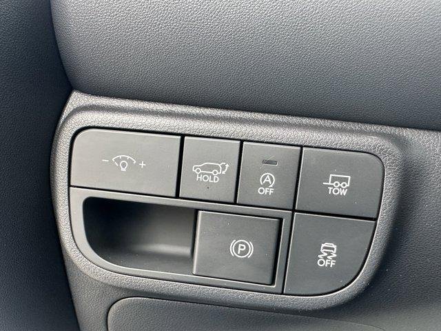 New 2026 Creamy White Pearl Hyundai SEL 7P image 30
