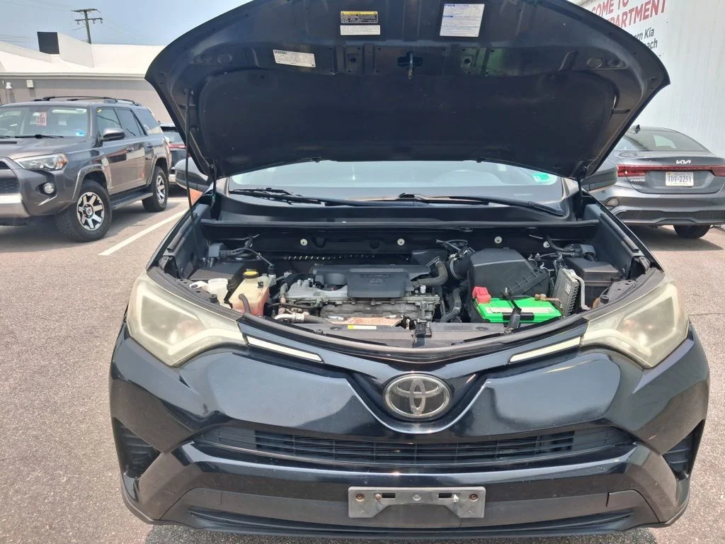 Used 2017 Black Toyota LE image 9