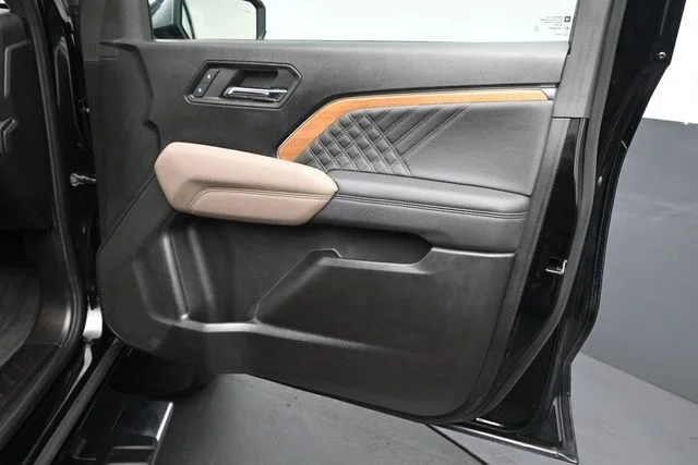 Certified Used 2024 Onyx Black GMC Denali image 30