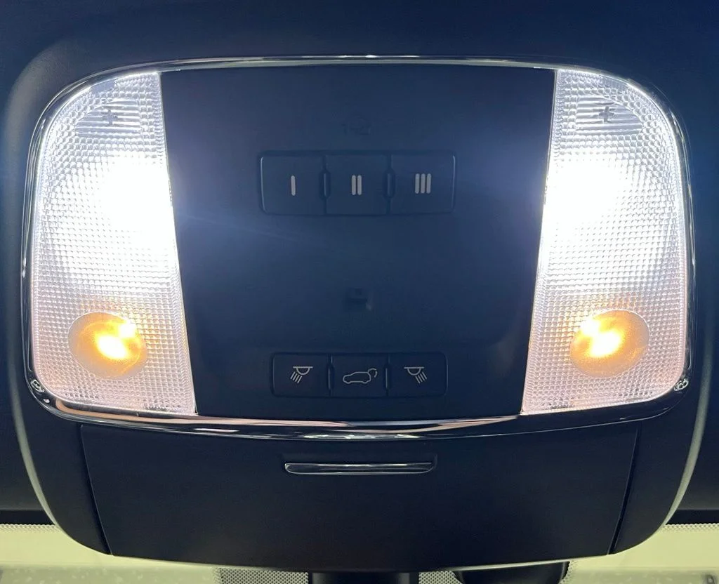 Used 2017 White Jeep Trailhawk image 41