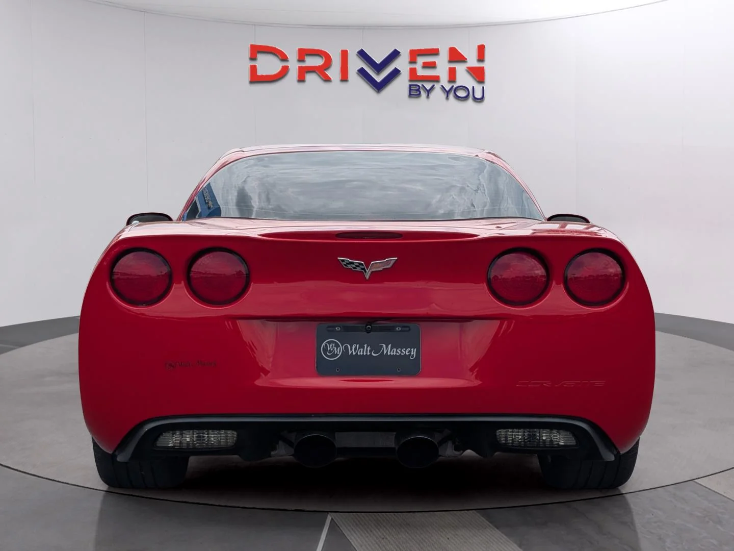 Used 2009 VICTORY RED Chevrolet w/1LT image 4
