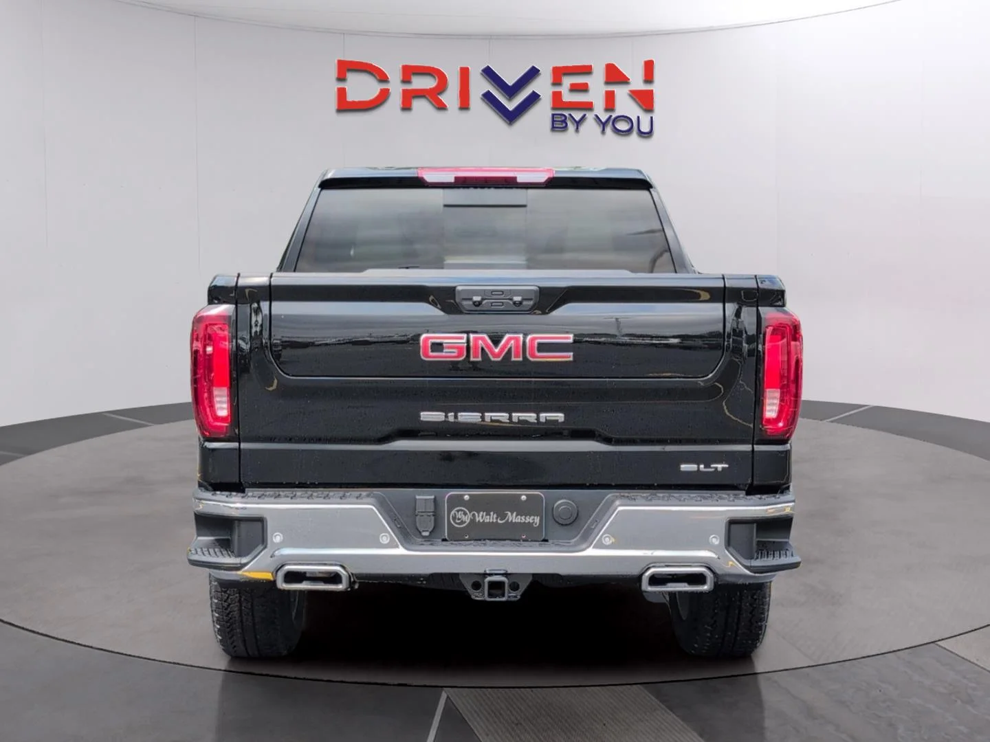 New 2026 Onyx Black GMC SLT image 4