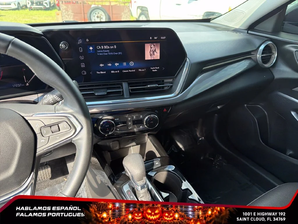 Used 2024 Sterling Gray Metallic Chevrolet ACTIV image 18