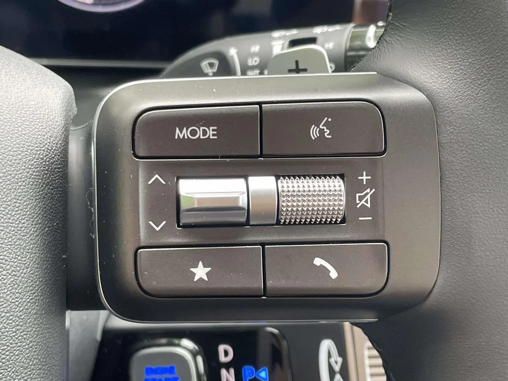 New 2026 Gray Hyundai SE image 21