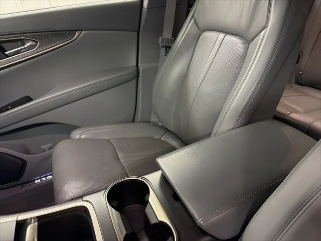 Used 2020 Black Lincoln Reserve image 30