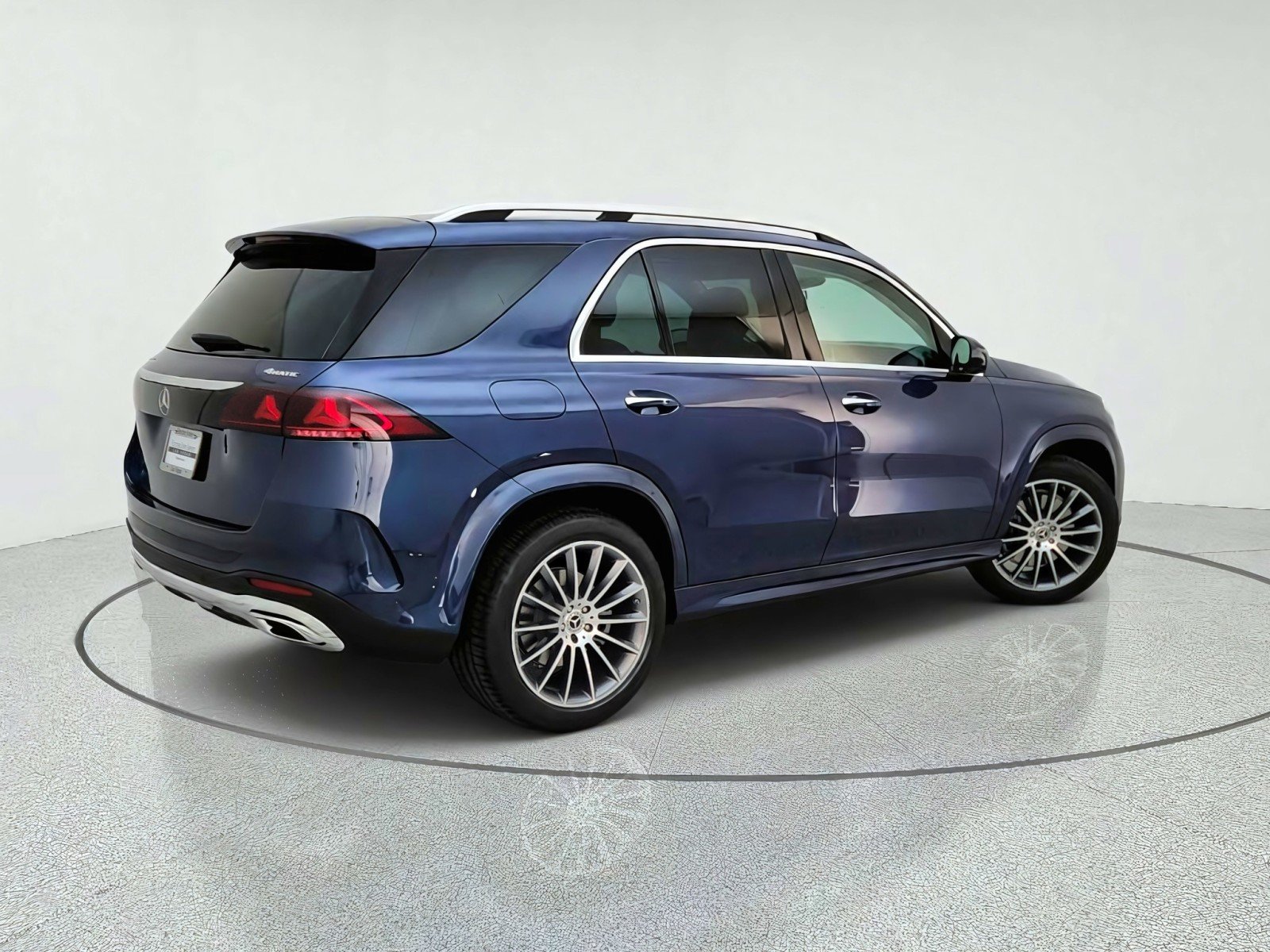 New 2027 Twilight Blue Metallic Mercedes-Benz GLE 350 4MATIC® SUV image 8
