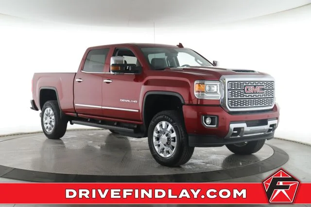 2018 GMC Sierra 4WD Crew Cab Standard Box Denali's photo