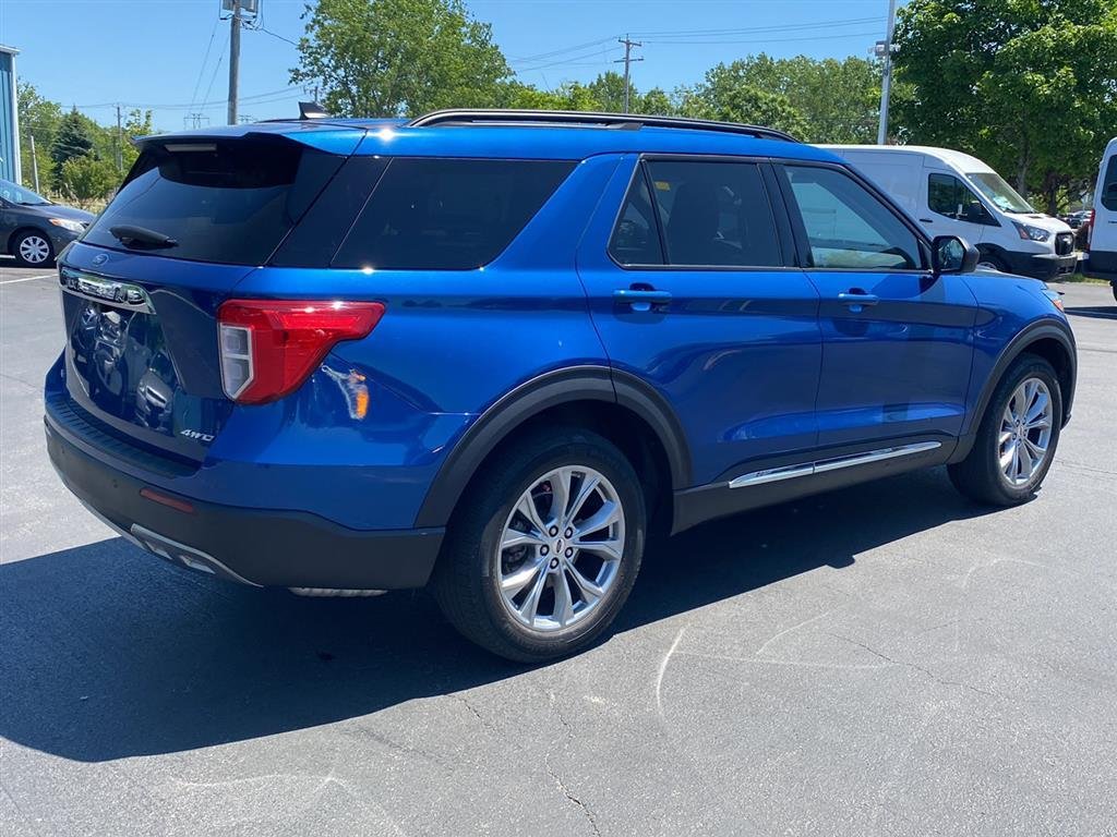 Used 2023 Atlas Blue Ford XLT image 11