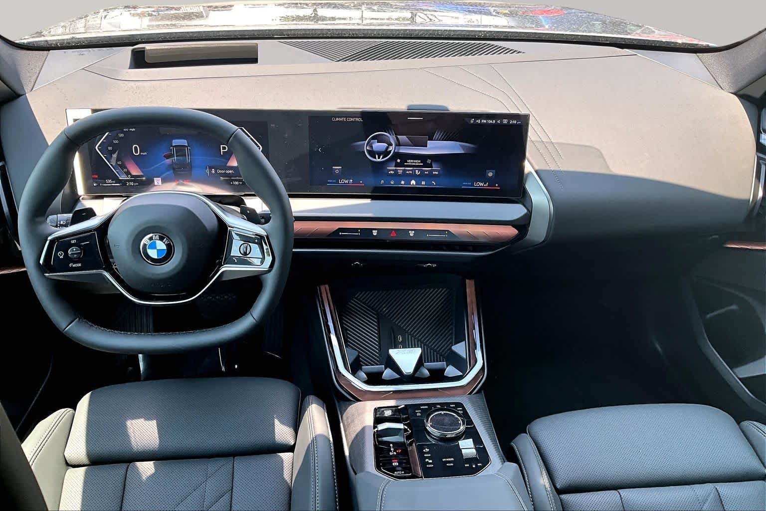 New 2026 Arctic Race Blue metallic BMW 30 xDrive image 5