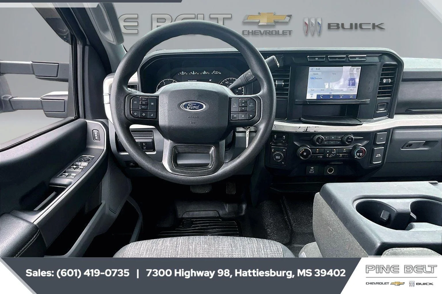 Used 2023 White Ford XL image 6