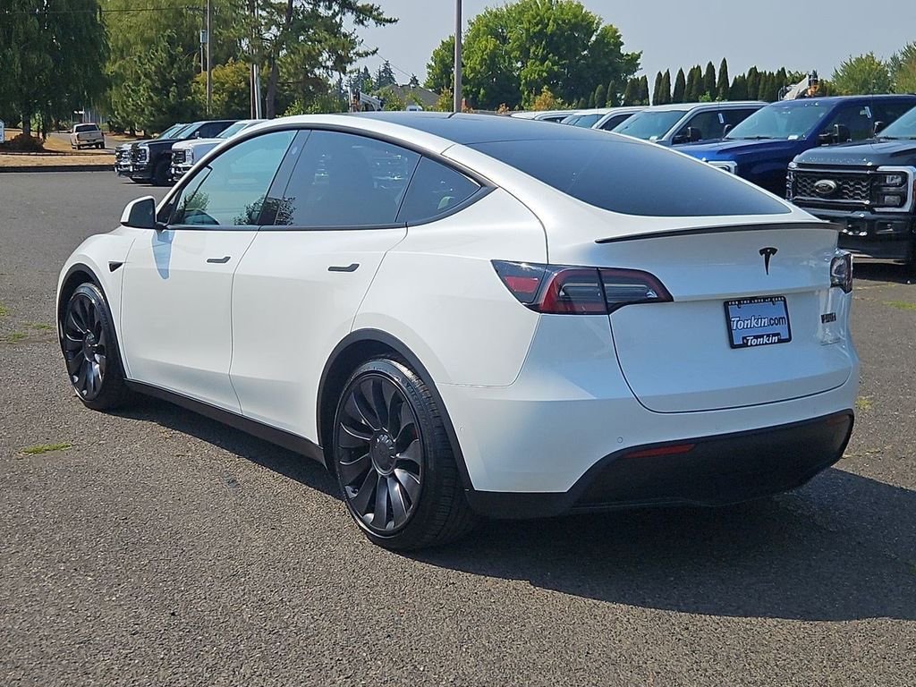 Used 2022 White Tesla Performance image 3