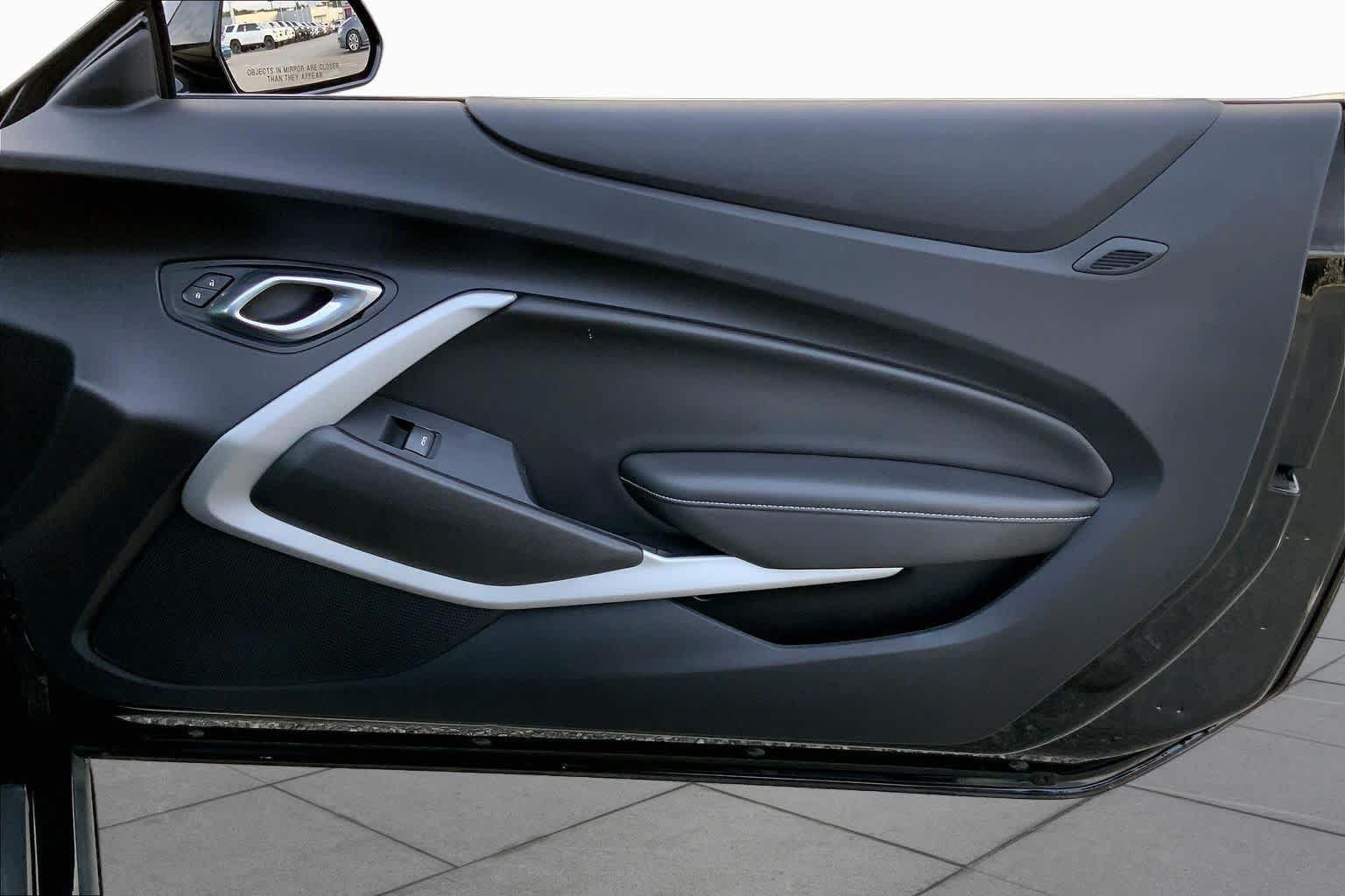 Used 2020 Black Chevrolet 1LT image 21