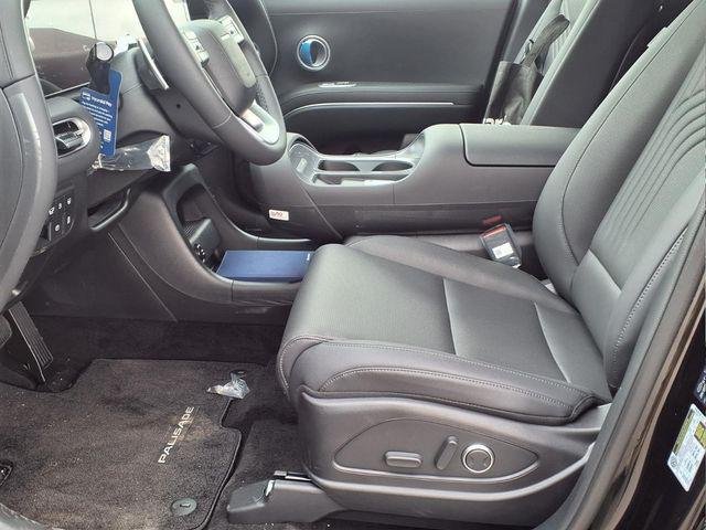 New 2026 Black Hyundai SEL 7P image 15