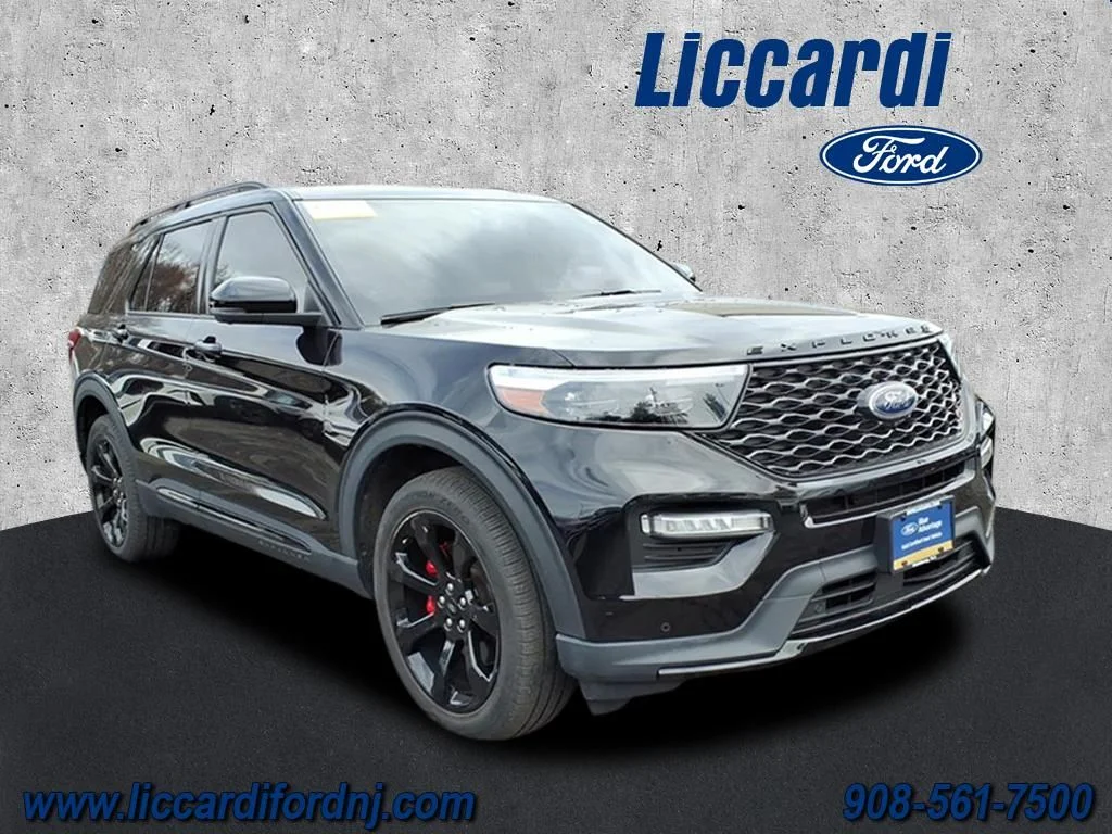 2023 Ford Explorer ST 4WD's photo