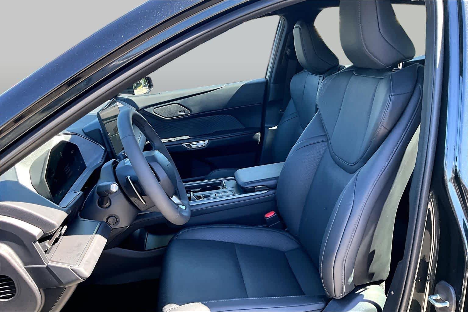 Used 2026 Caviar Lexus Premium+ image 8