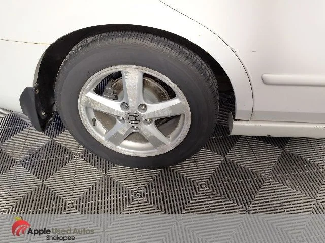 Used 2005 White Honda EX-L image 30