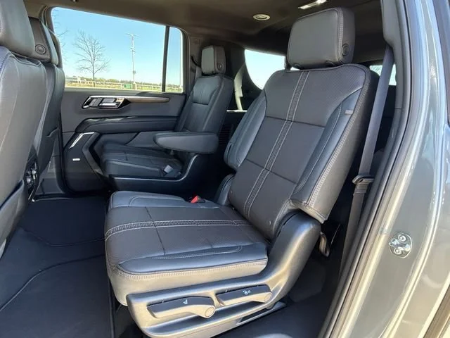 2026 Chevrolet Suburban High Country - Photo 28