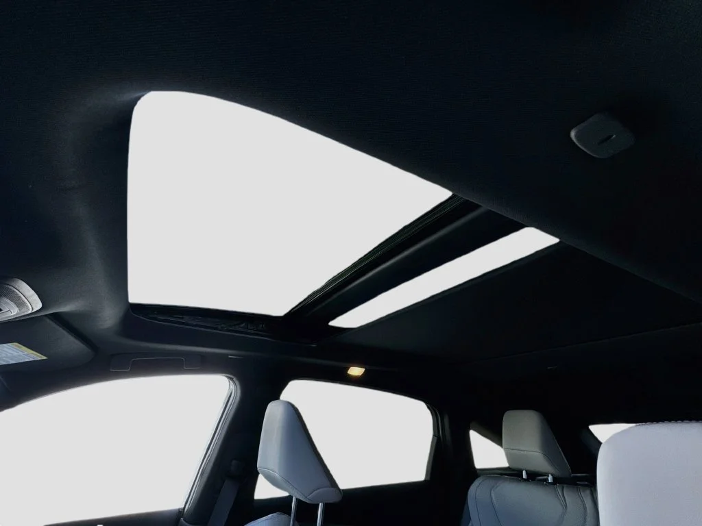 New 2027 GRAPHITE SHADOW INFINITI Luxe AWD image 22