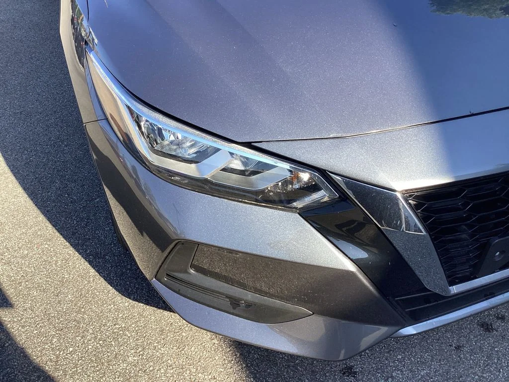 Used 2022 Gray Nissan SV image 28
