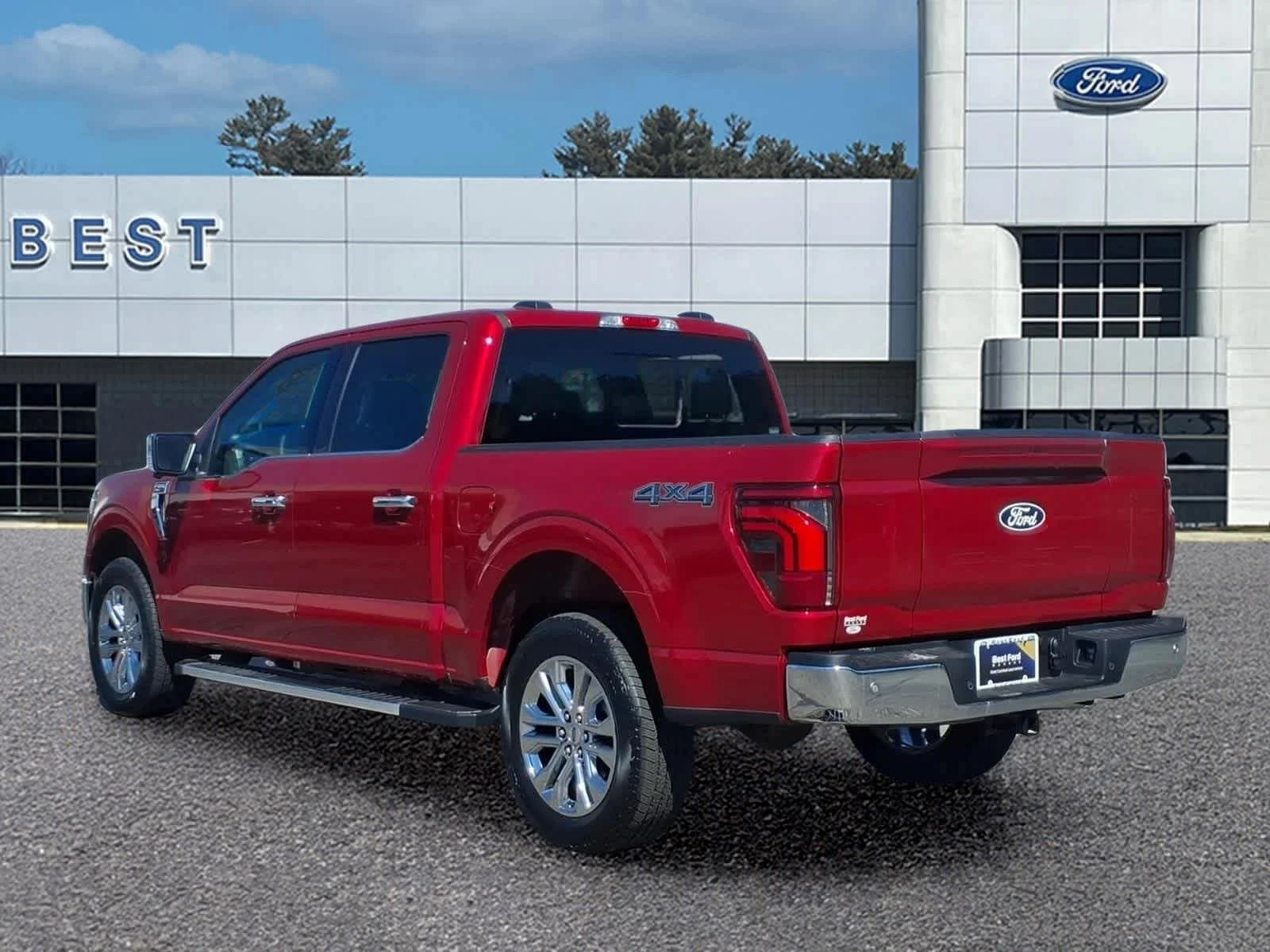 Used 2025 Rapid Red Metallic Tinted Clearcoat Ford LARIAT image 8