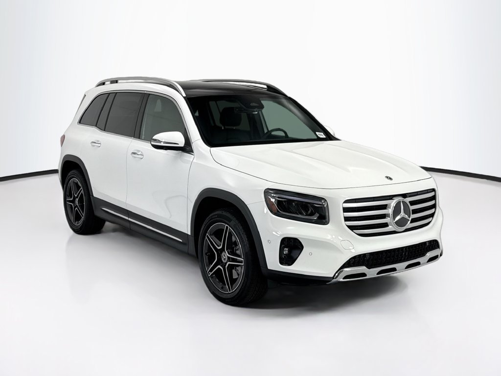 New 2026 Polar White Mercedes-Benz GLB 250 image 3