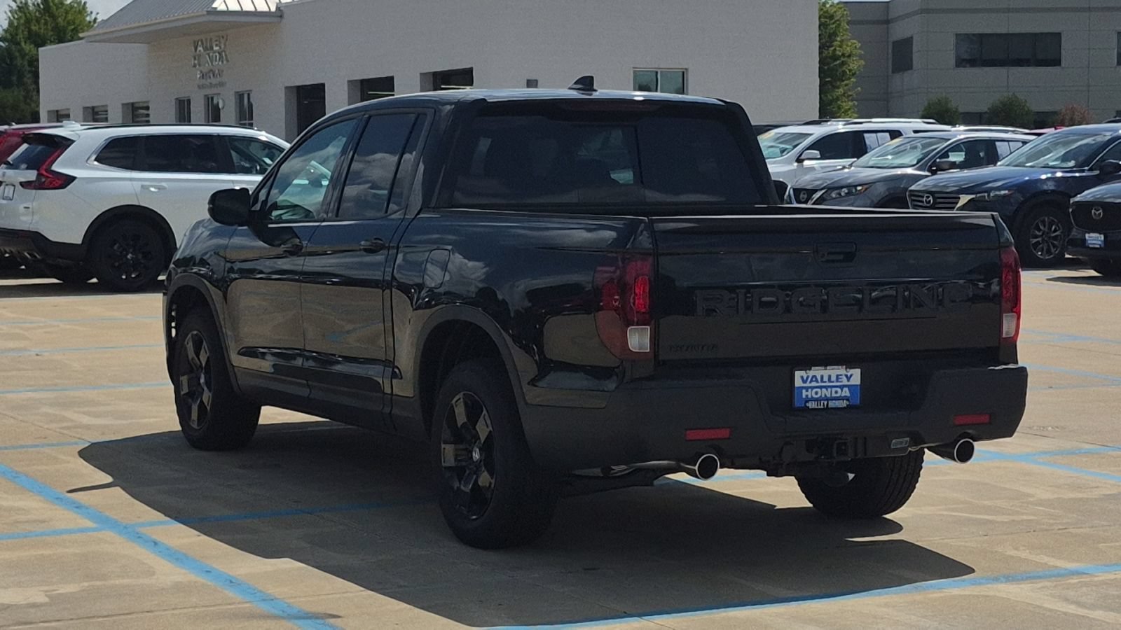 2026 Honda Ridgeline Black Edition - Photo 8