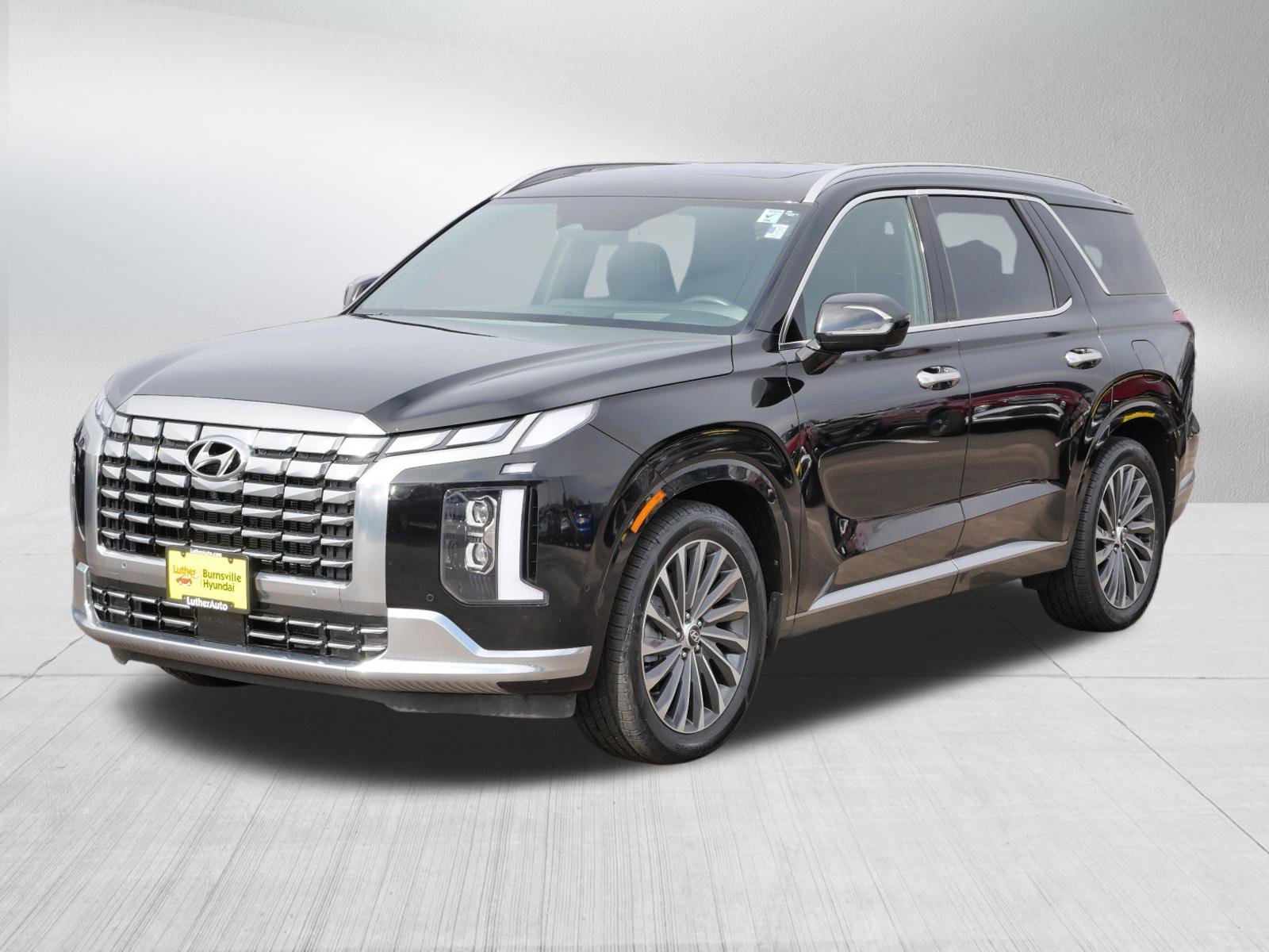 Certified Used 2023 Abyss Black Pearl Hyundai Calligraphy image 3