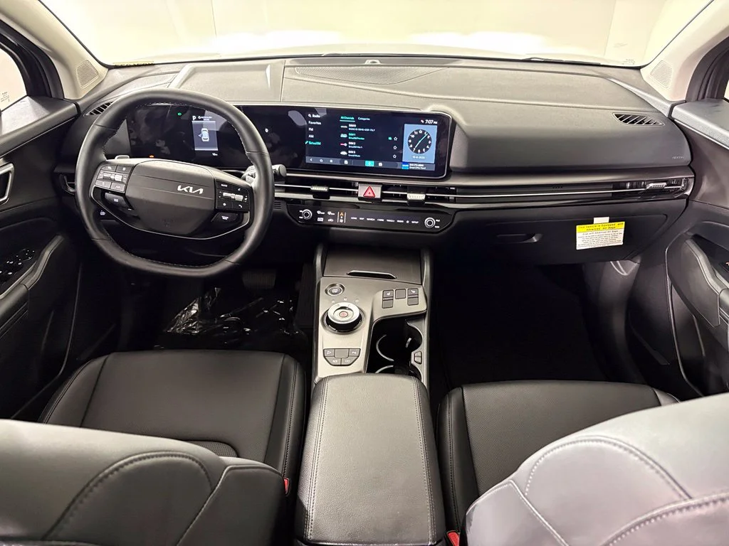 New 2027 Gravity Gray Kia EX image 35