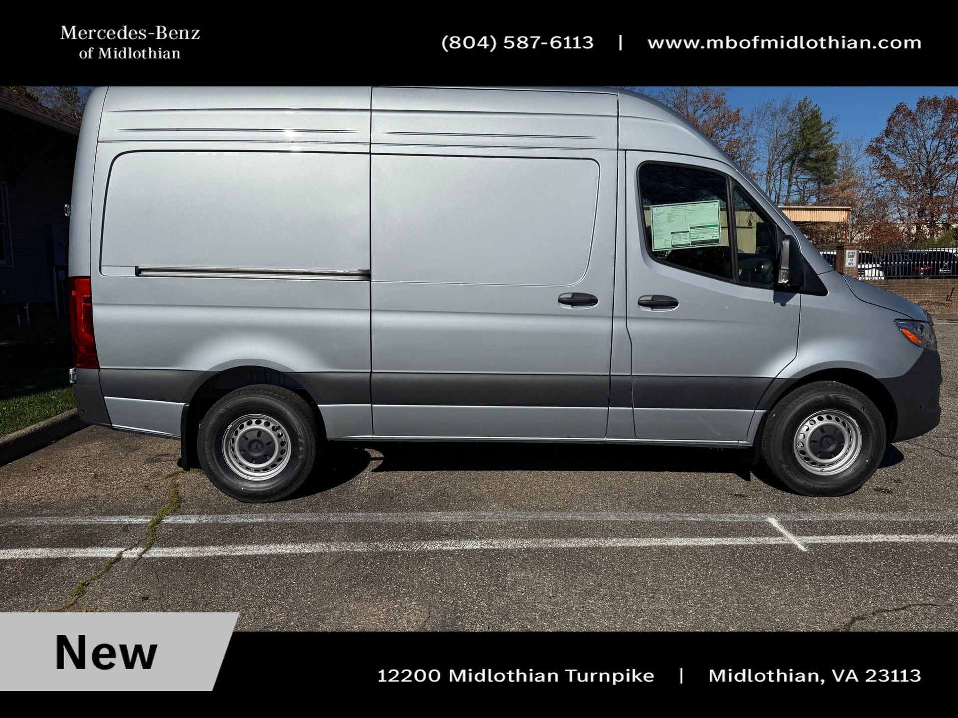 New 2026 High-tech silver metallic Mercedes-Benz Cargo 144 WB image 56