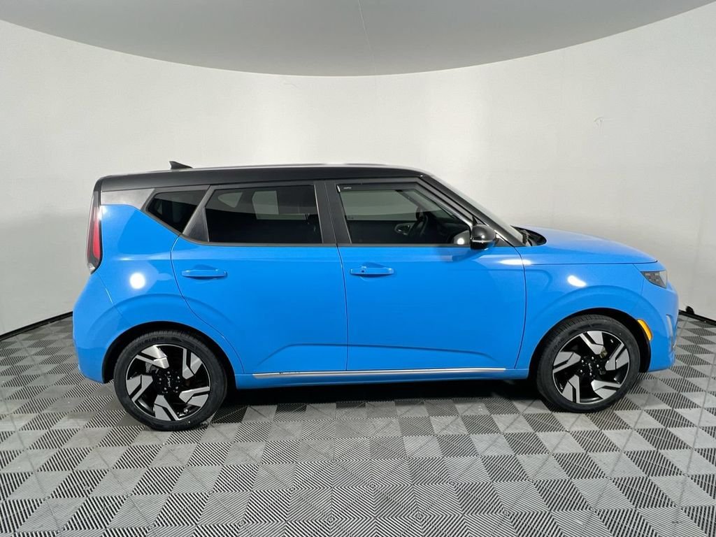 Used 2023 Blue Kia GT-Line image 2